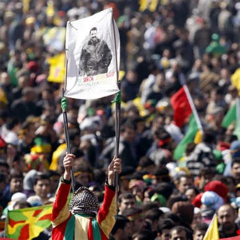 P­K­K­ ­y­a­n­d­a­ş­l­a­r­ı­ ­L­a­h­e­y­­d­e­ ­y­ü­r­ü­d­ü­